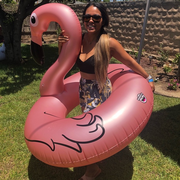 Meet your Posher - Picture 1 of 7